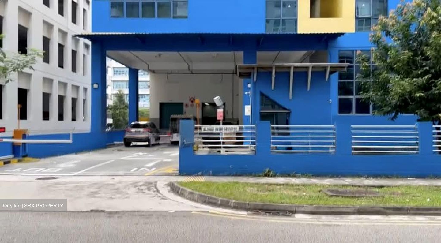 Heng Loong Building (D23), Factory #625723591